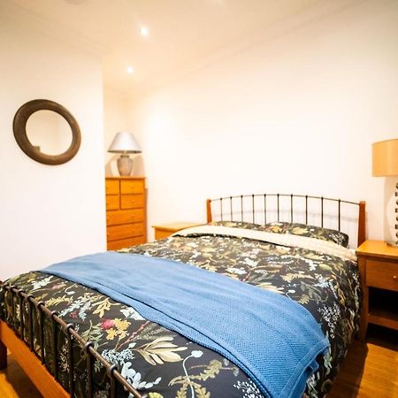 Stay With Serena Homes , One Bedroom Apartment Purley Kültér fotó