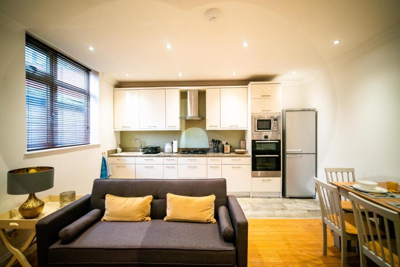 Stay With Serena Homes , One Bedroom Apartment Purley Kültér fotó