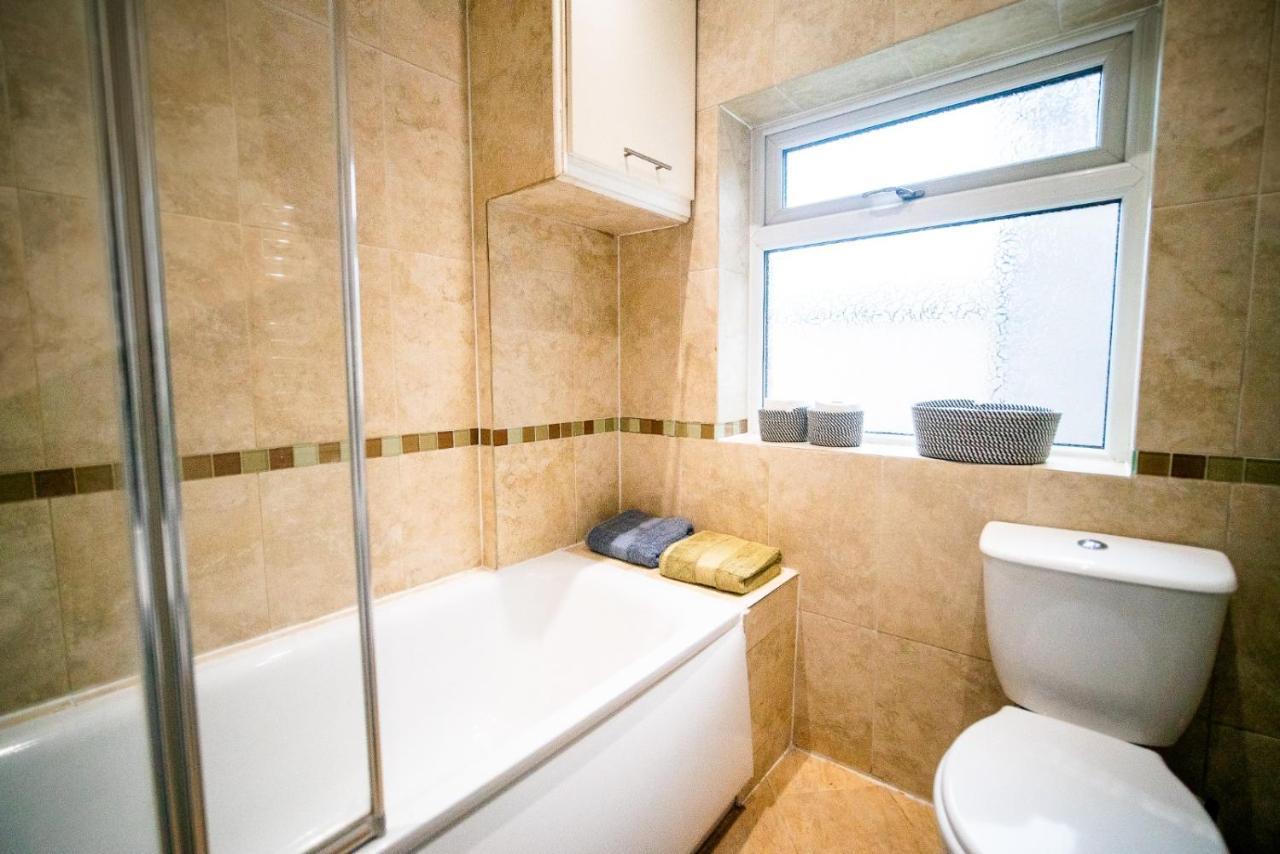 Stay With Serena Homes , One Bedroom Apartment Purley Kültér fotó