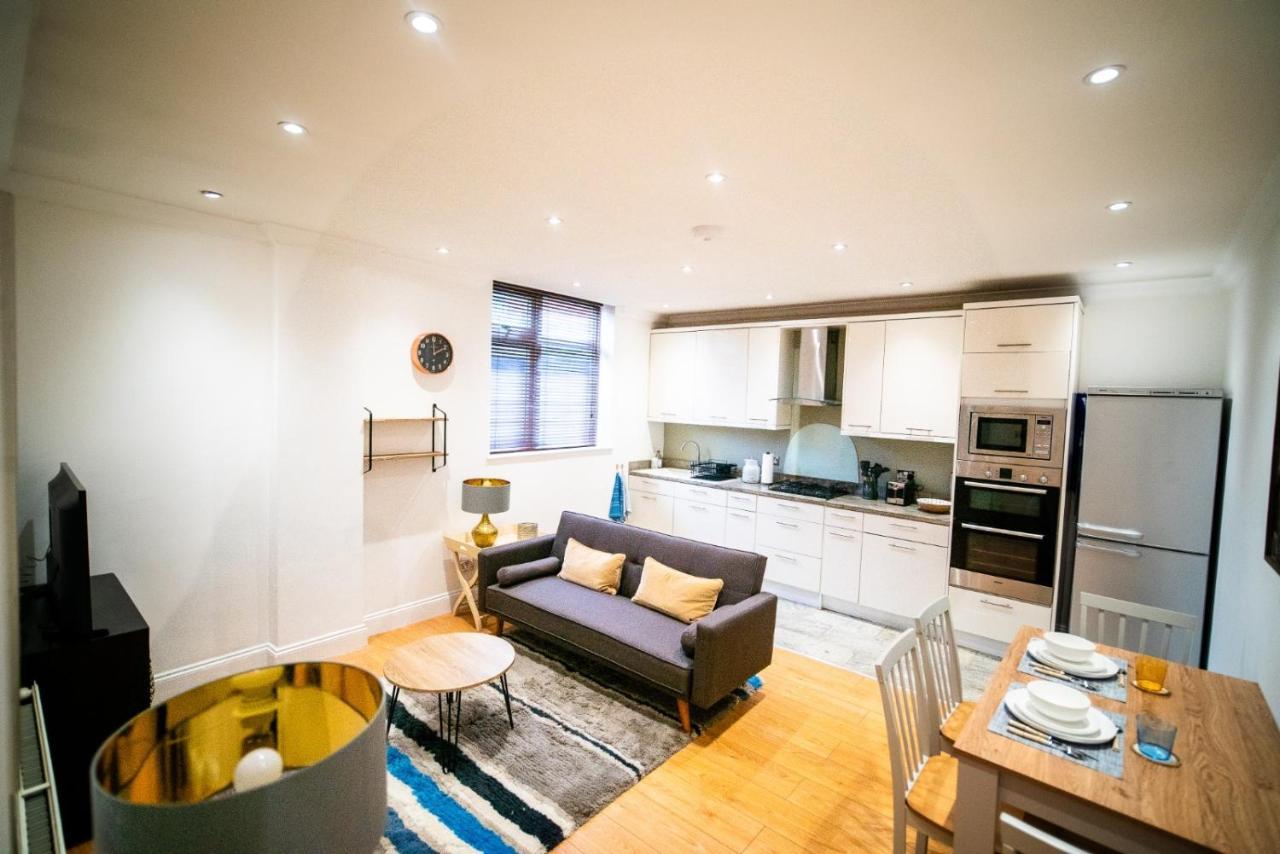 Stay With Serena Homes , One Bedroom Apartment Purley Kültér fotó